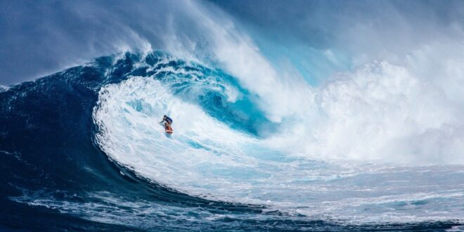Hawaii - Surfen auf großen Wellen