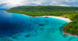 TOP-Strände: Champagne Beach, Espiritu Santo near Luganville, Vanuatu